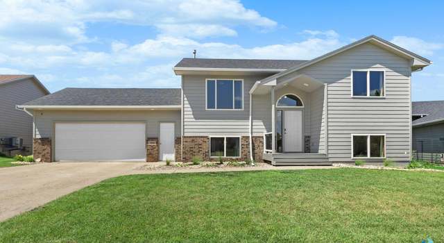 Photo of 7800 W Eli Ct, Sioux Falls, SD 57106