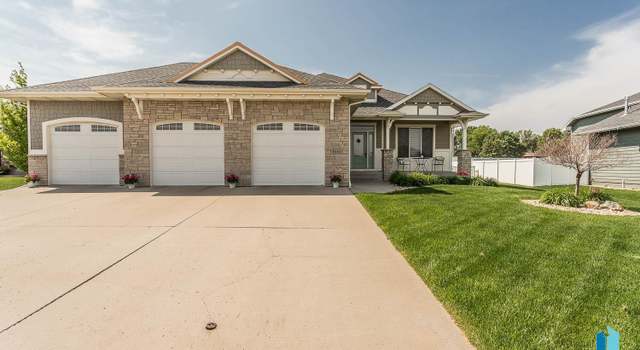 Photo of 9101 W Kingfisher Cir, Sioux Falls, SD 57107
