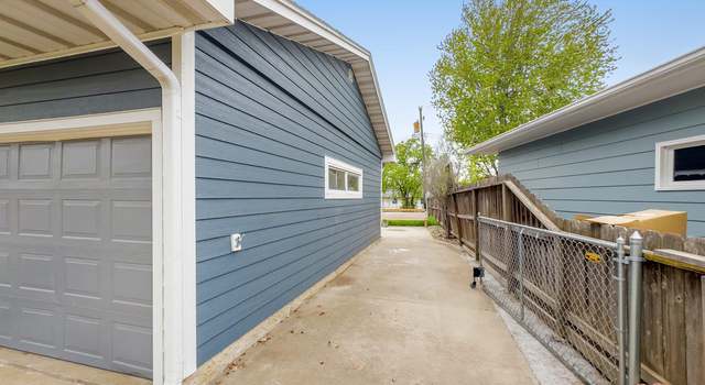 Photo of 813 S Day Ave, Sioux Falls, SD 57103