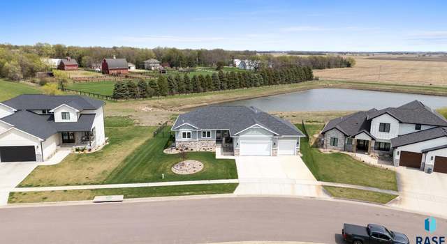 Photo of 922 Johnson Creek Ct, Harrisburg, SD 57032