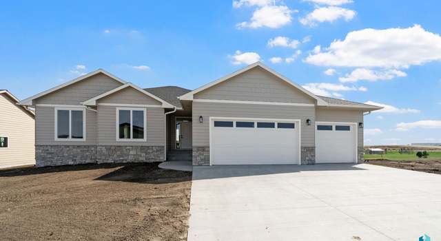 Photo of 6605 E Fieldview St, Sioux Falls, SD 57110