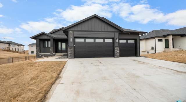 Photo of 913 N Sylvan Dr, Sioux Falls, SD 57110