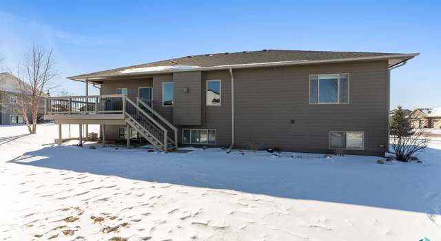 Photo of 2400 S Durango Cir, Sioux Falls, SD 57110