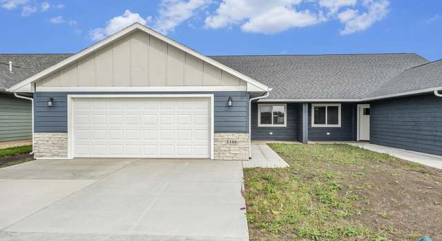 Photo of 1106 NE 11th St, Madison, SD 57042