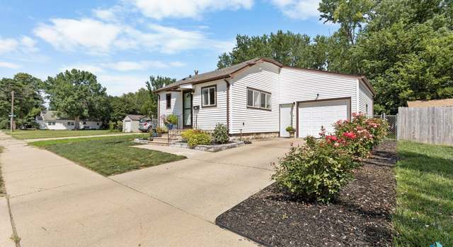 Photo of 1508 N Highland Ave, Sioux Falls, SD 57103