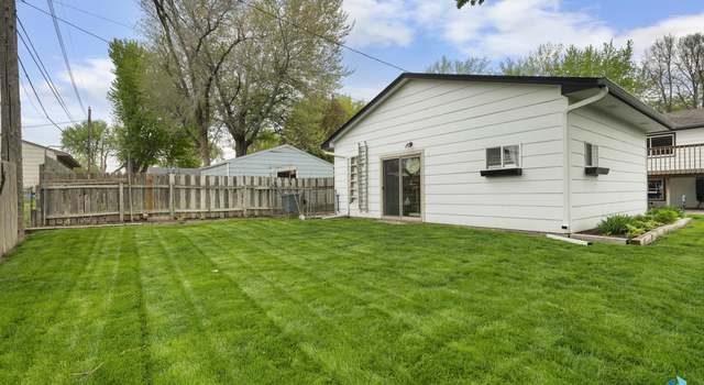 Photo of 809 N Williams Ave, Sioux Falls, SD 57104