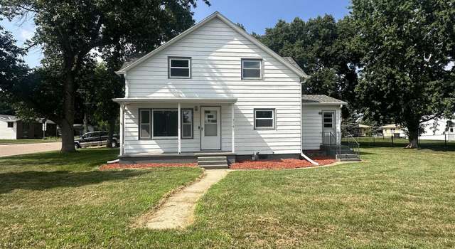 Photo of 314 9th St, Springfield, SD 57062