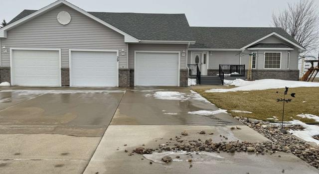 Photo of 39 Golf Dr, Wentworth, SD 57075