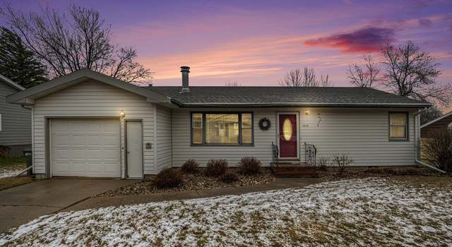 Photo of 1018 N Elm St, Luverne, MN 56156
