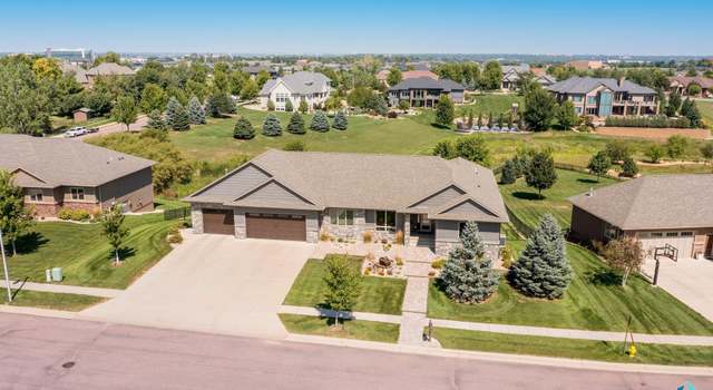Photo of 2708 W Bitterroot St, Sioux Falls, SD 57108