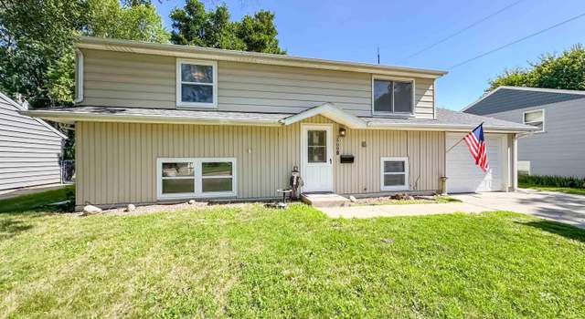 Photo of 3908 E 21st St, Sioux Falls, SD 57103