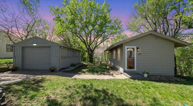 Photo of 1701 N Wayland Ave, Sioux Falls, SD 57103