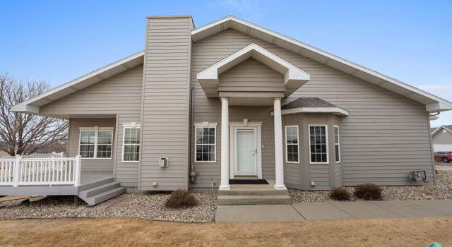 Photo of 3220 W Zephyr Pl, Sioux Falls, SD 57108