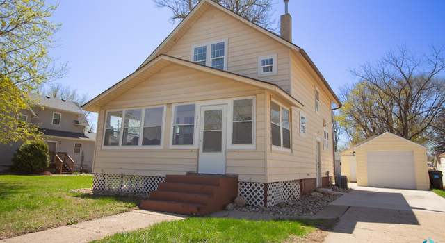 Photo of 207 S Park St, Inwood, IA 51240