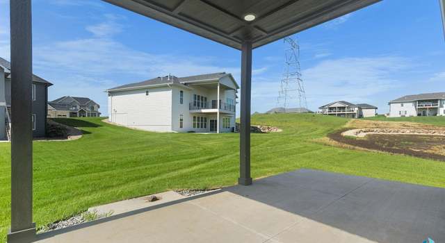 Photo of 813 N Sylvan Dr, Sioux Falls, SD 57110
