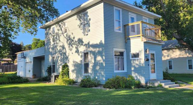 Photo of 202 E 4th St, Dell Rapids, SD 57022