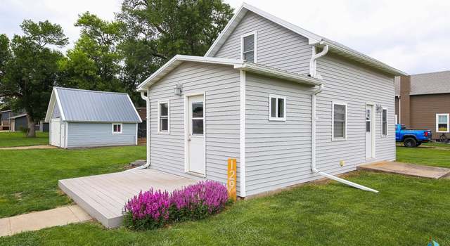 Photo of 129 S Main Ave, Colman, SD 57017