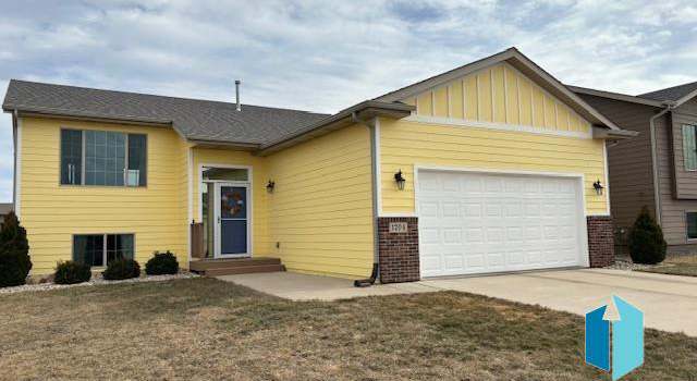 Photo of 1204 N Valley View Rd, Sioux Falls, SD 57107-0451