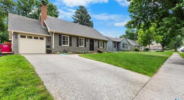 Photo of 2424 S Main Ave, Sioux Falls, SD 57105