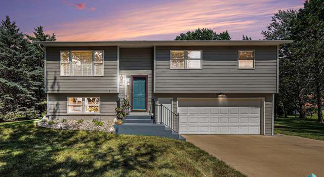 Photo of 27094 Baron Pl, Sioux Falls, SD 57108-8133