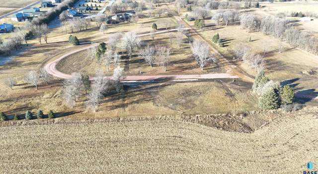 Photo of 47538 Jademan Ct, Renner, SD 57055