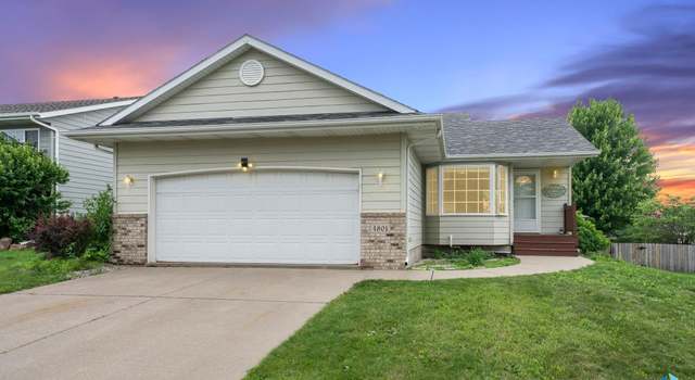 Photo of 4801 S Galway Ave, Sioux Falls, SD 57106