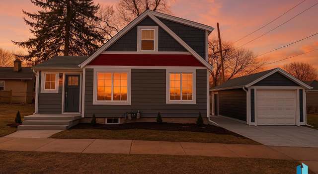 Photo of 1403 W 7th St, Sioux Falls, SD 57104