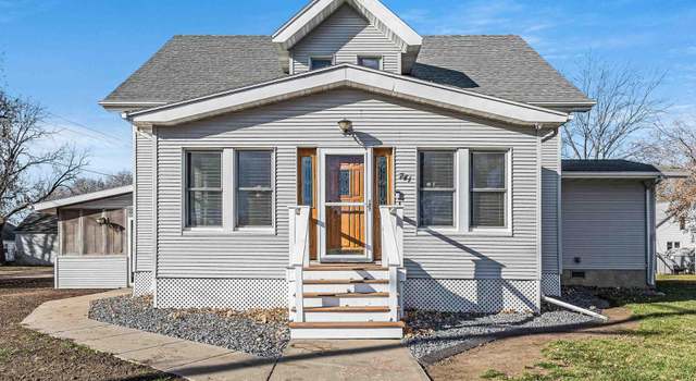 Photo of 741 N 5th Ave, Canistota, SD 57012