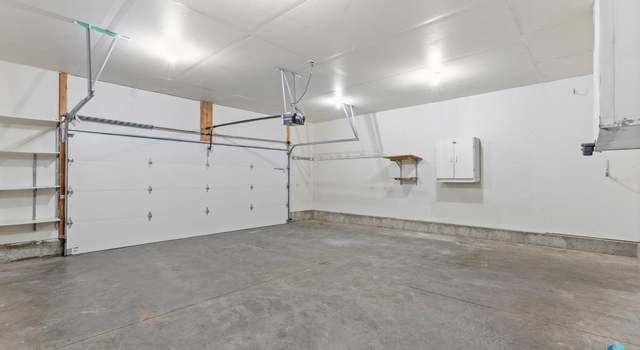 Photo of 5301 S Galway Ave, Sioux Falls, SD 57106