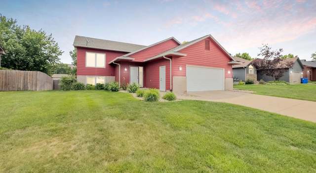 Photo of 6212 Mogen Ave, Sioux Falls, SD 57108