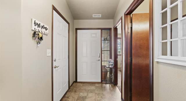 Photo of 1129 N Springfield Pl, Sioux Falls, SD 57107