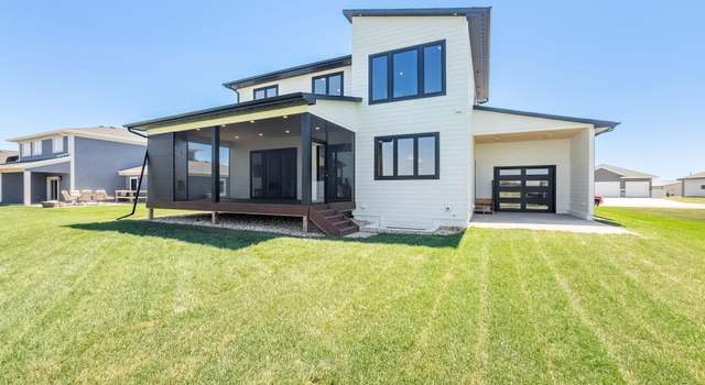Photo of 1110 E Madison St, Tea, SD 57064