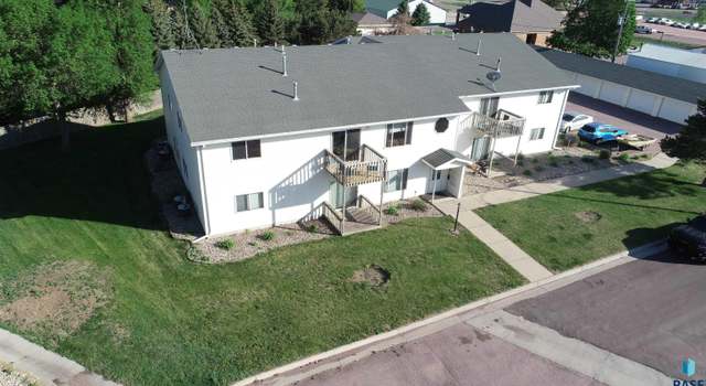 Photo of 101 Spring Meadow Dr, Dell Rapids, SD 57022