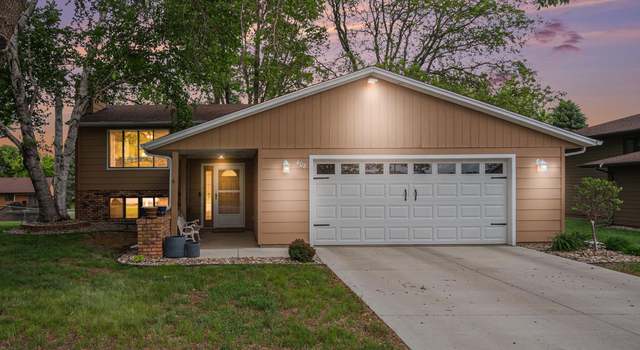 Photo of 408 S Yellowstone Dr, Brandon, SD 57005-1624
