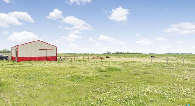 Photo of 44453 262nd St, Canistota, SD 57012