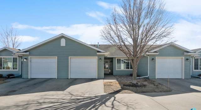 Photo of 1010 N Crape Pl, Sioux Falls, SD 57107