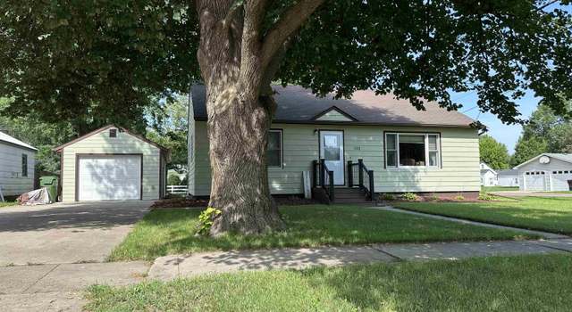 Photo of 701 S Walnut St, Freeman, SD 57029