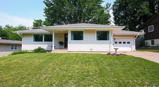 Photo of 2112 E Allen Dr, Sioux Falls, SD 57103