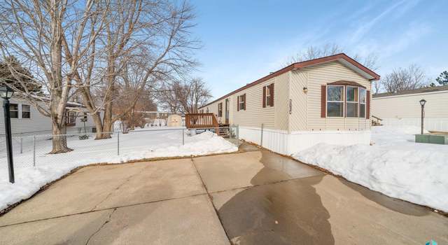 Photo of 6104 W Canary Pl, Sioux Falls, SD 57107