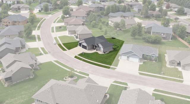 Photo of 1917 S Firefly Dr, Sioux Falls, SD 57110