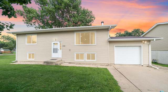 Photo of 1016 N Harlem Ave, Sioux Falls, SD 57104