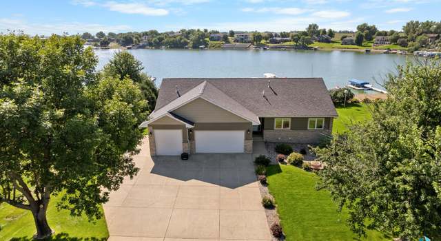 Photo of 6328 Harbor Way, Wentworth, SD 57075