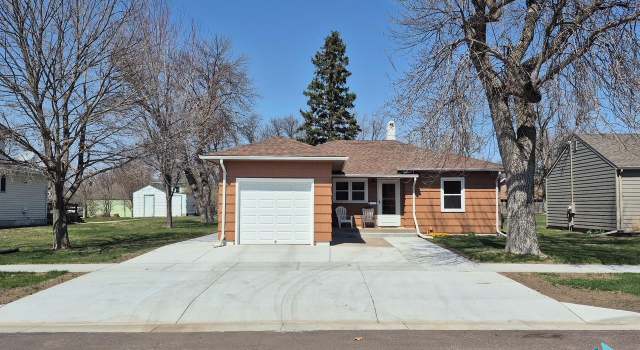 Photo of 430 W Main St, Canistota, SD 57012