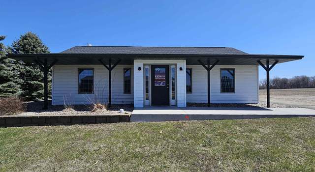 Photo of 100 Silver Creek Dr, Wentworth, SD 57075