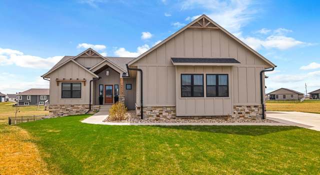 Photo of 213 Central Park Ct, Harrisburg, SD 57032