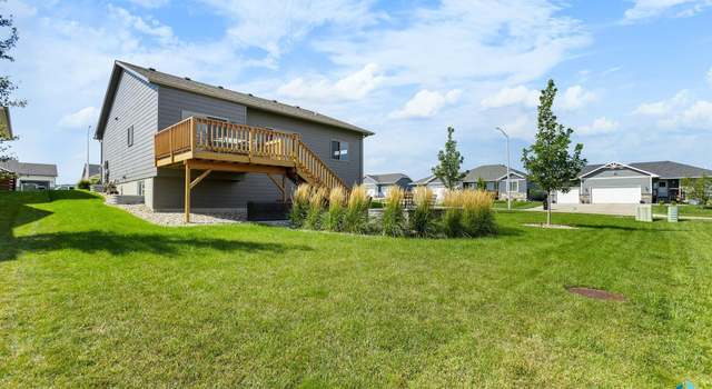 Photo of 4020 S Appollonia Ct, Sioux Falls, SD 57110