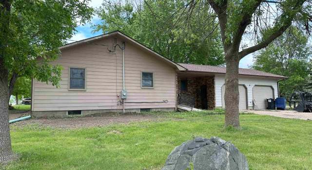Photo of 800 N Poplar St, Bridgewater, SD 57319