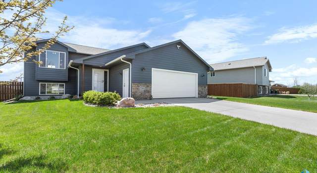 Photo of 7305 W Jacob Cir, Sioux Falls, SD 57106