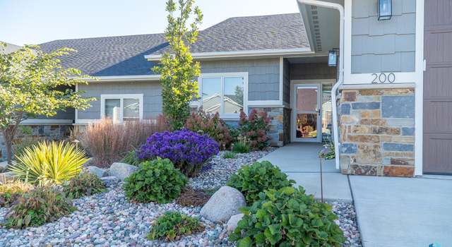 Photo of 200 N PINE LAKE Dr, Sioux Falls, SD 57110
