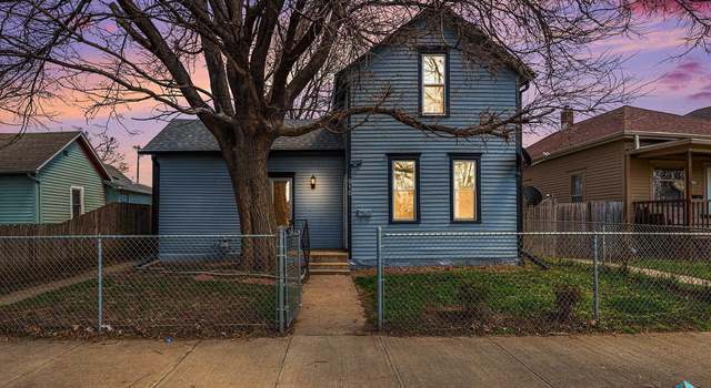 Photo of 910 N Spring Ave, Sioux Falls, SD 57104